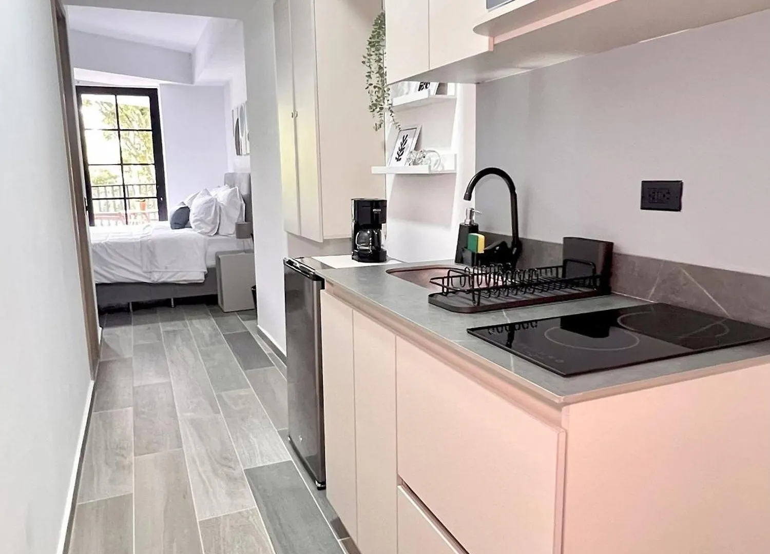 Bit By Simple Stay Medellín Apartmán