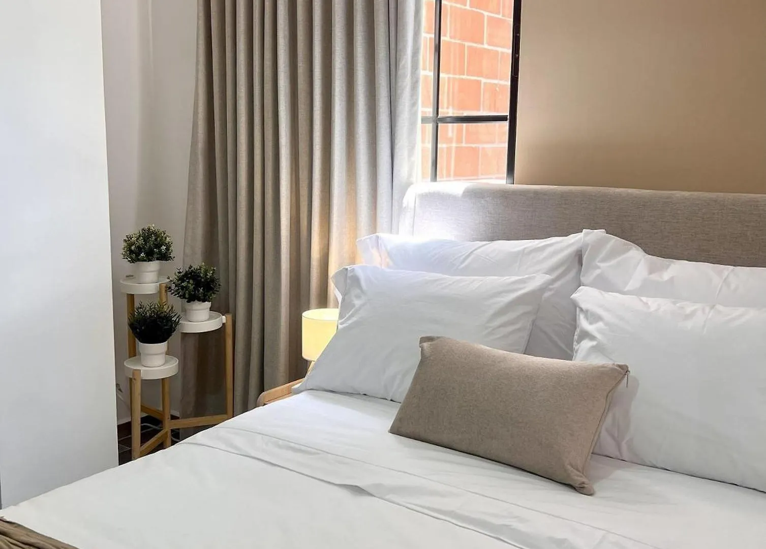 Bit By Simple Stay Medellín Apartmán